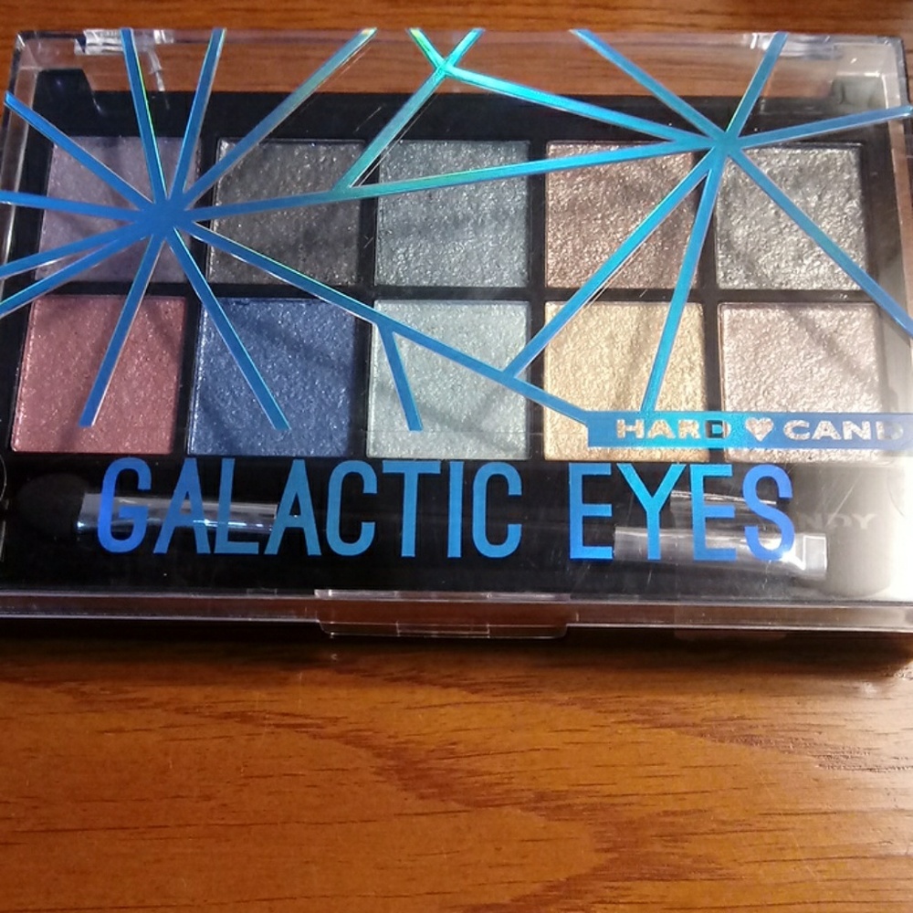 4 for 25.00 Hard candy eyeshadow. - Picture 1 of 4